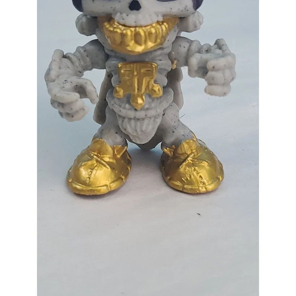 Treasure X Dino Gold Dissection Exclusive Hunter/Rider Action Figure Moose Toys